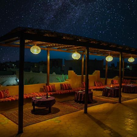 Auberge Les Roches Merzouga Esterno foto