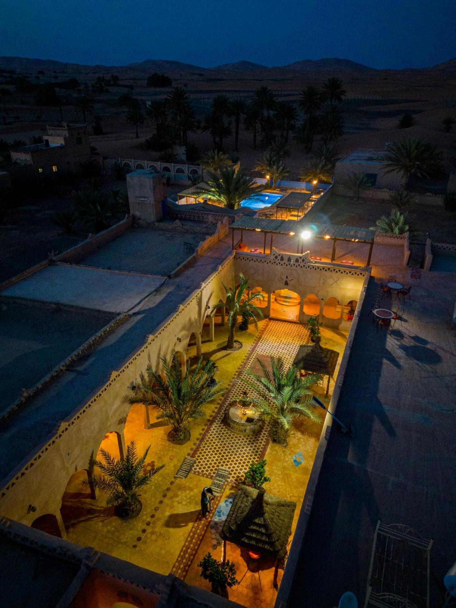 Auberge Les Roches Merzouga Esterno foto